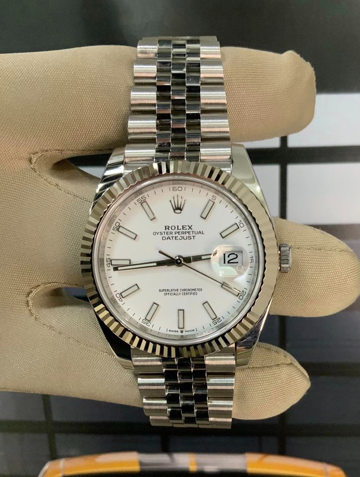 2020-rolex-datejust-41mm-126334-stainless-steel-white-dial-on-jubilee-bracelet-with-box-papers-40819163627797.jpg