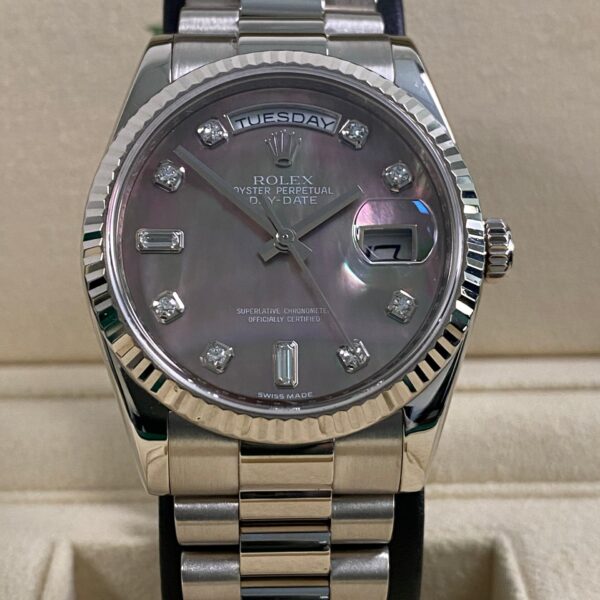 Rolex Day-Date 36 - 2013 - Tahitian Mother-of-Pearl Diamond Dial - 118239 *FULL SET*