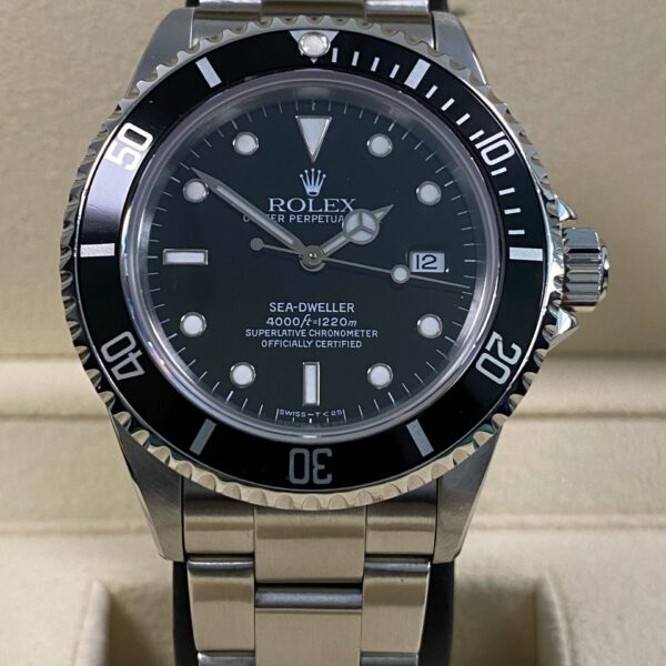 Rolex Sea-Dweller 4000 - 1998 - Black Dial - 16600 *FULL SET*