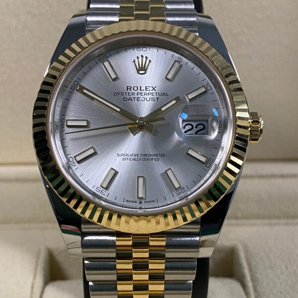 Rolex Datejust 41 - 2024 - Silver Index Dial - 126333 *FULL SET*
