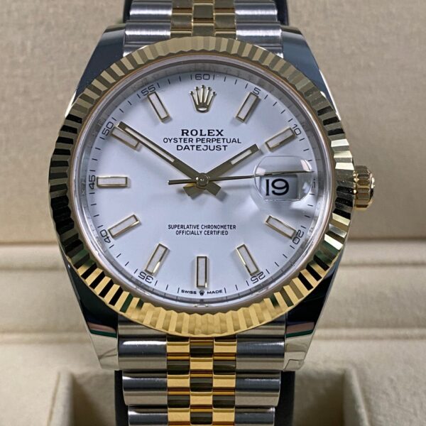 Rolex Datejust 41 - 2026 - White Index Dial - 126333 *FULL SET*