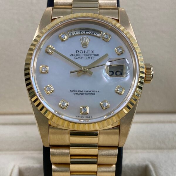 Rolex Day-Date 36 - 1998 - Mother-of-Pearl Diamond Dial - 18238 *FULL SET*