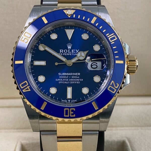 Rolex Submariner Date - 2020 - "Bluesy" - 126613LB *FULL SET*