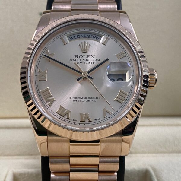 Rolex Day-Date 36 - 2012 - Pink Roman Dial - 118235
