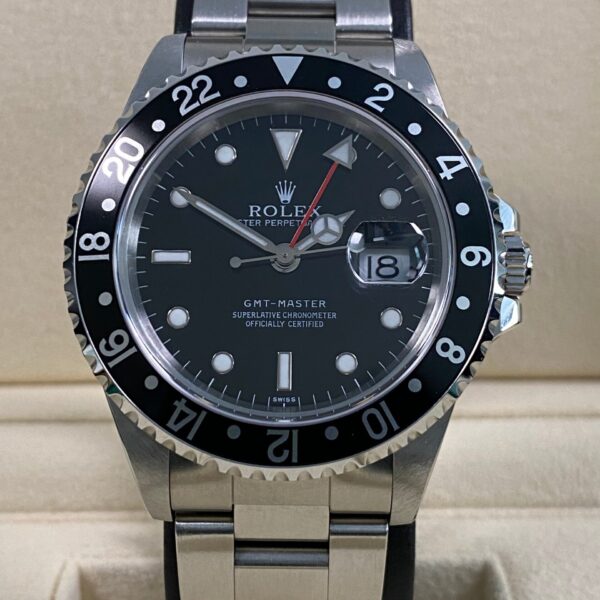 Rolex GMT-Master - 1997 - Black Dial - 16700 *NEW OLD STOCK*