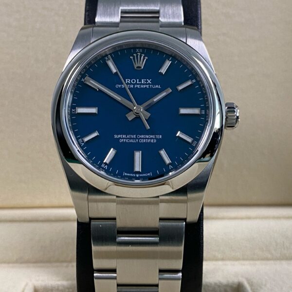 Rolex Oyster Perpetual 34 - 2026 - Blue Index Dial - 124200 *FULL SET*