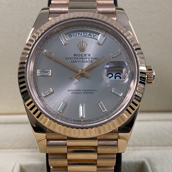 Rolex Day-Date 40 - 2019 - Sundust Baguette Diamond Dial - 228235 *FULL SET*