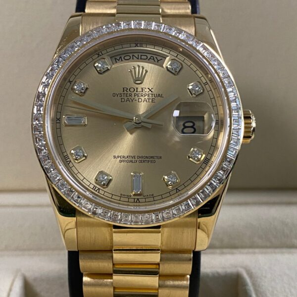 Rolex Day-Date 36 - 2006 - Champagne Diamond Dial Baguette Bezel - 118398 *FULL SET*
