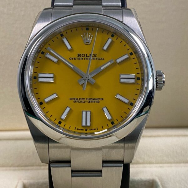Rolex Oyster Perpetual 41 - 2022 - Yellow Dial - 124300 *FULL STICKERS*